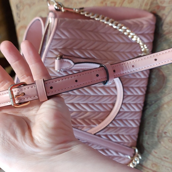 Rare Coach Sage Carryall crossbody F73062 Pink quilted leather. great condition. - Picture 9 of 16